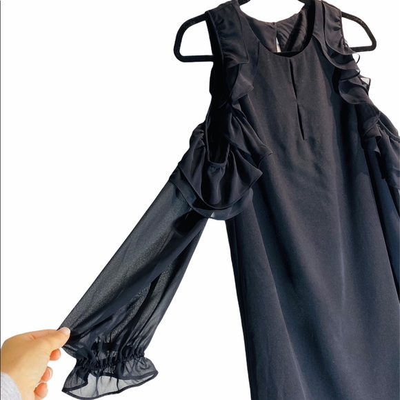 VINCE CAMUTO**Cold Shoulder LBD**Small**$189 - Picture 5 of 8